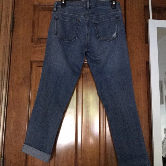 Distressed Jeans - Picture 4 of 7